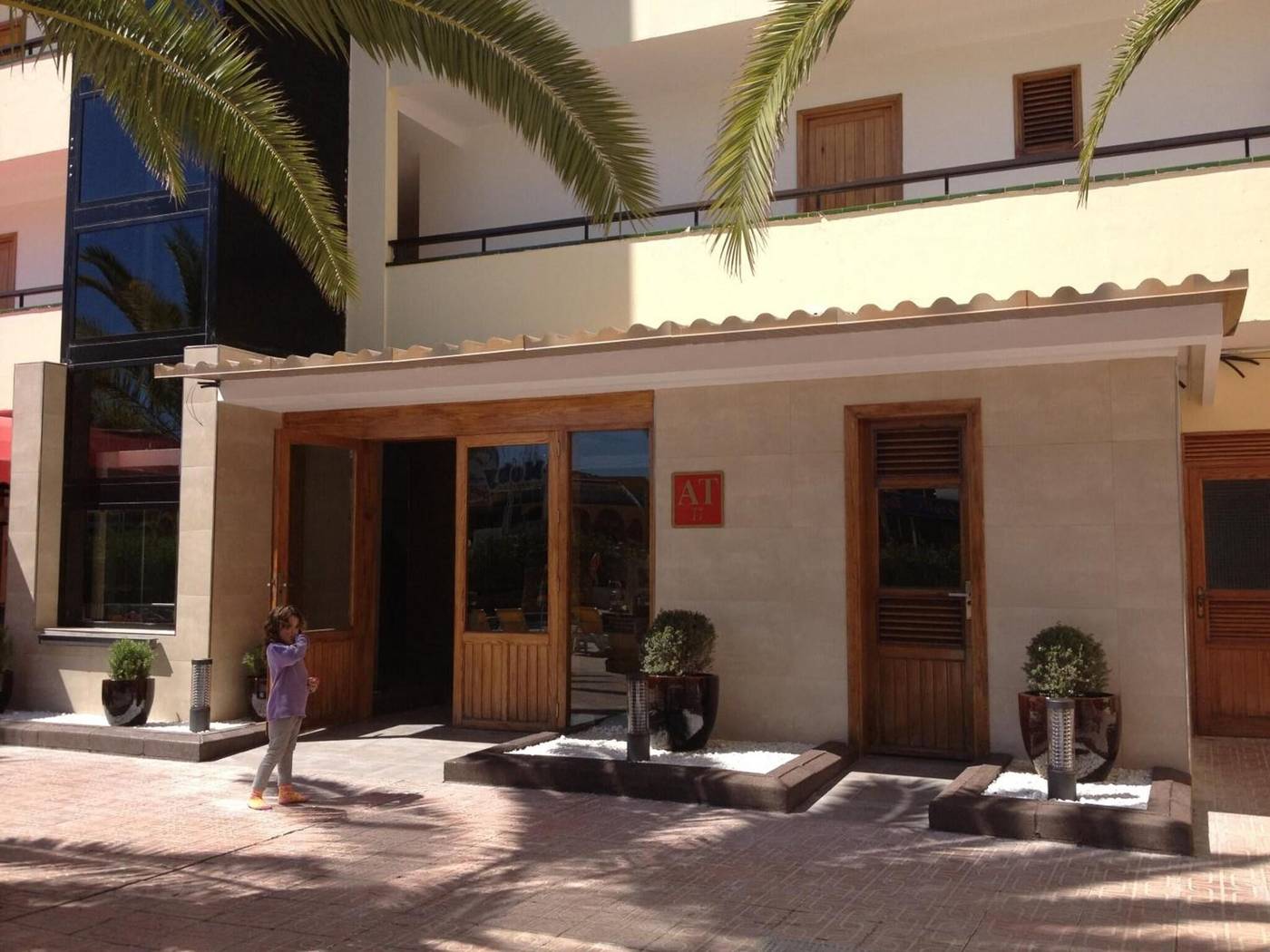 Bahia-de-San-Antonio-General-view-28