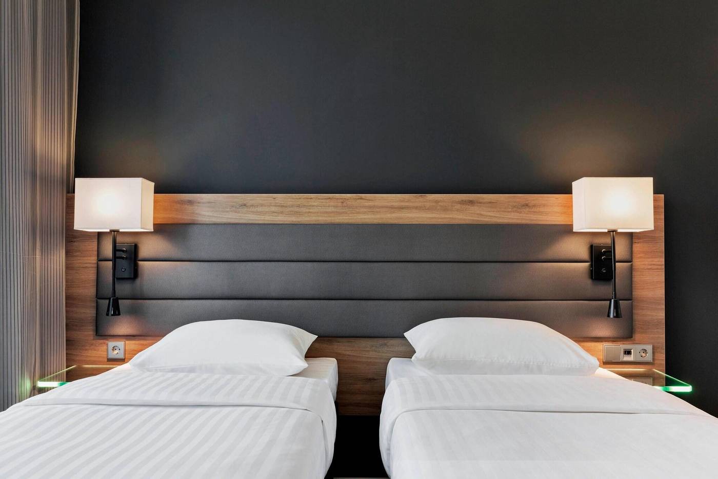 Moxy-Copenhagen-Sydhavnen-Room-28