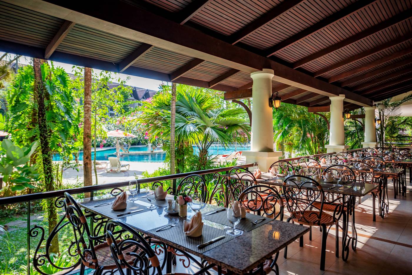 Duangjitt-Resort-Restaurant-21