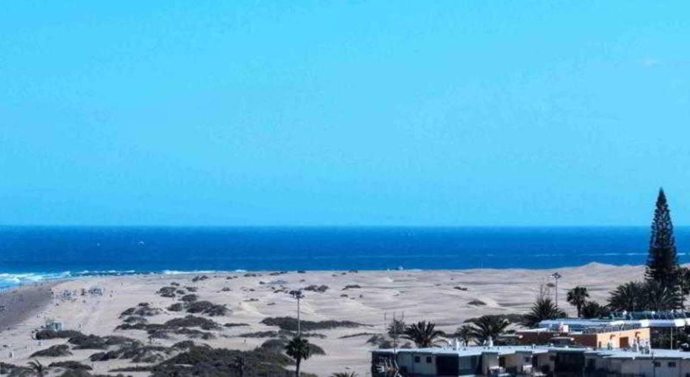 Las-Arenas-Apartments-General-view-36