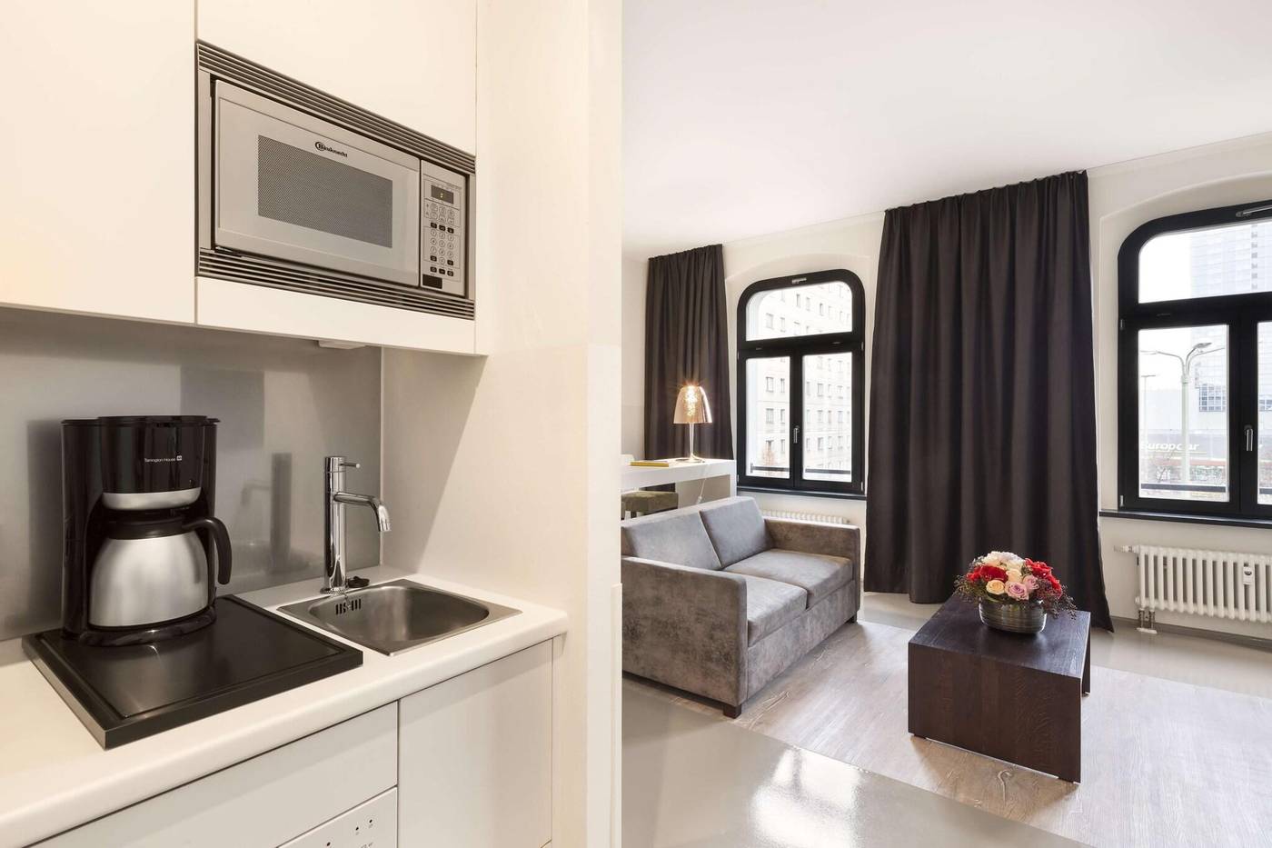 Lux-11-Berlin-Mitte-Room-6