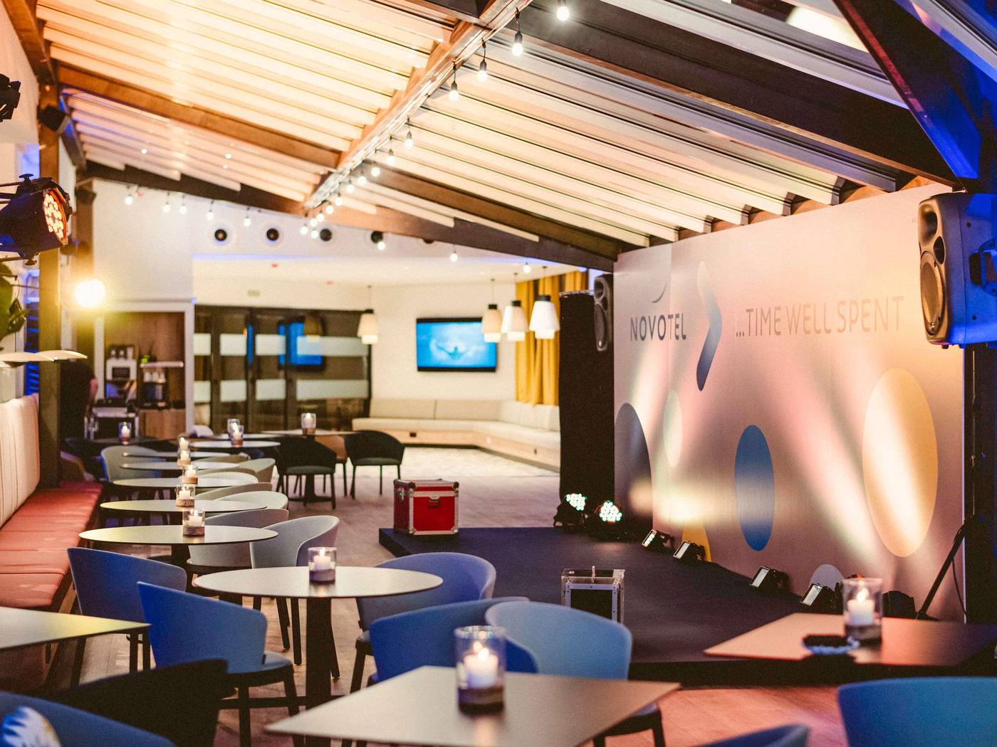 Novotel-Madrid-Campo-Naciones-Bar-25