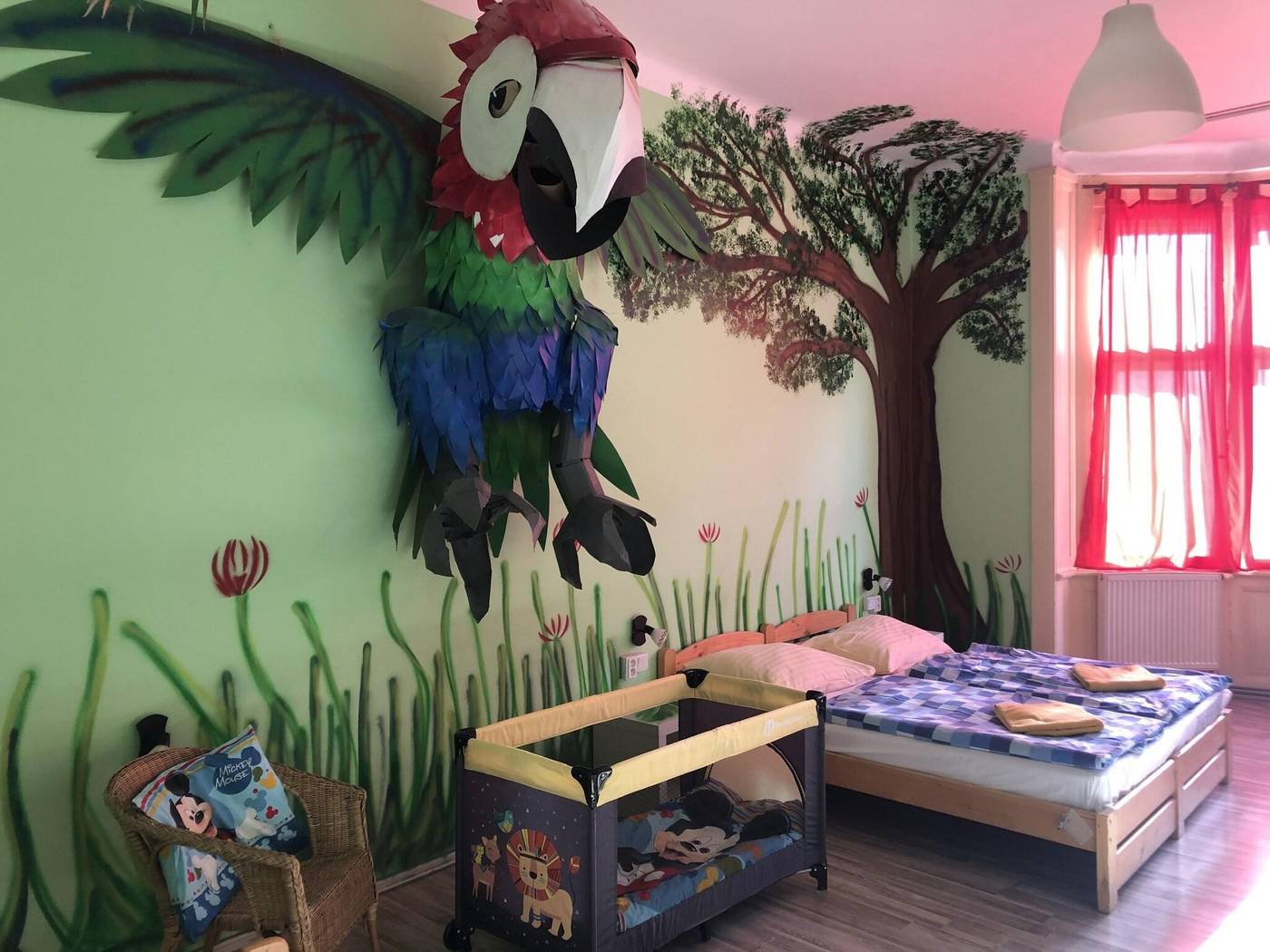 Hostel-Downtown-Sports-and-Entertainment-13