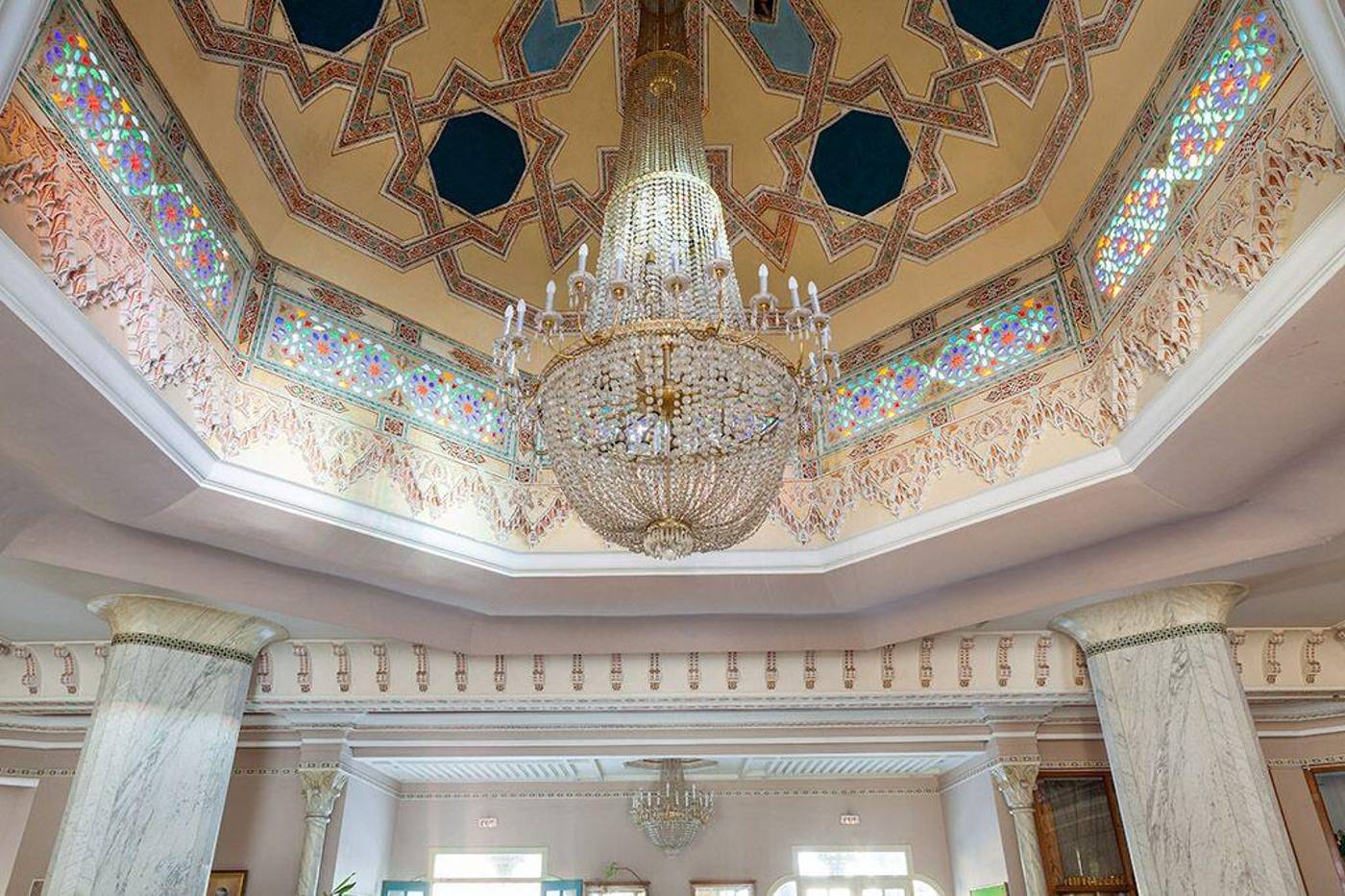 Le-Tivoli-Hotel-Lobby-32