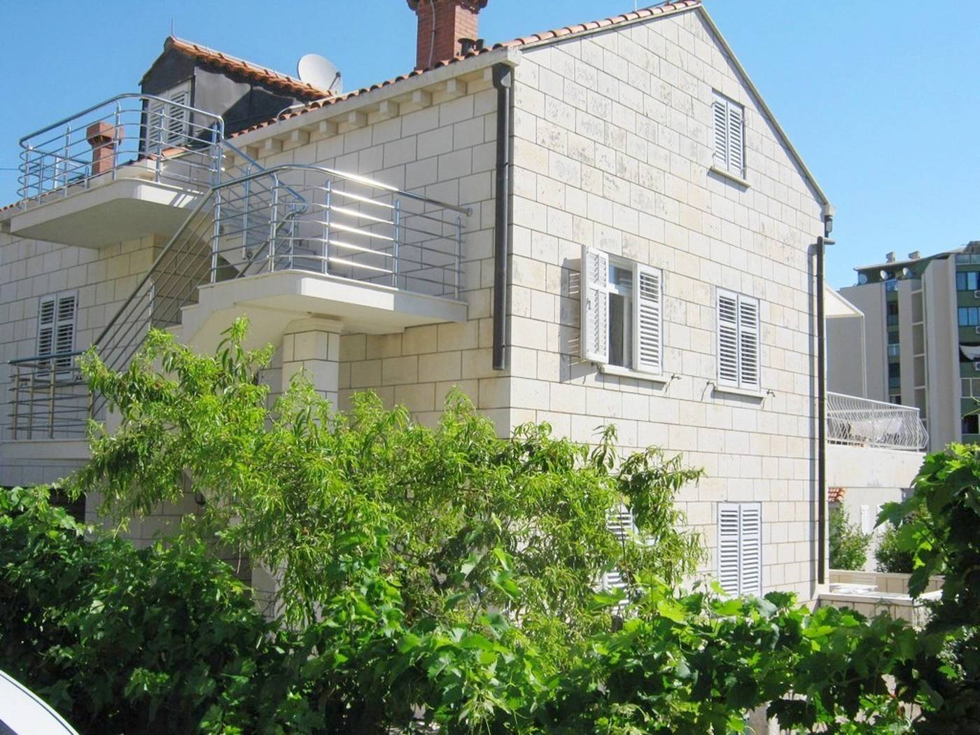 Apartments-Ivica-Lobby-3