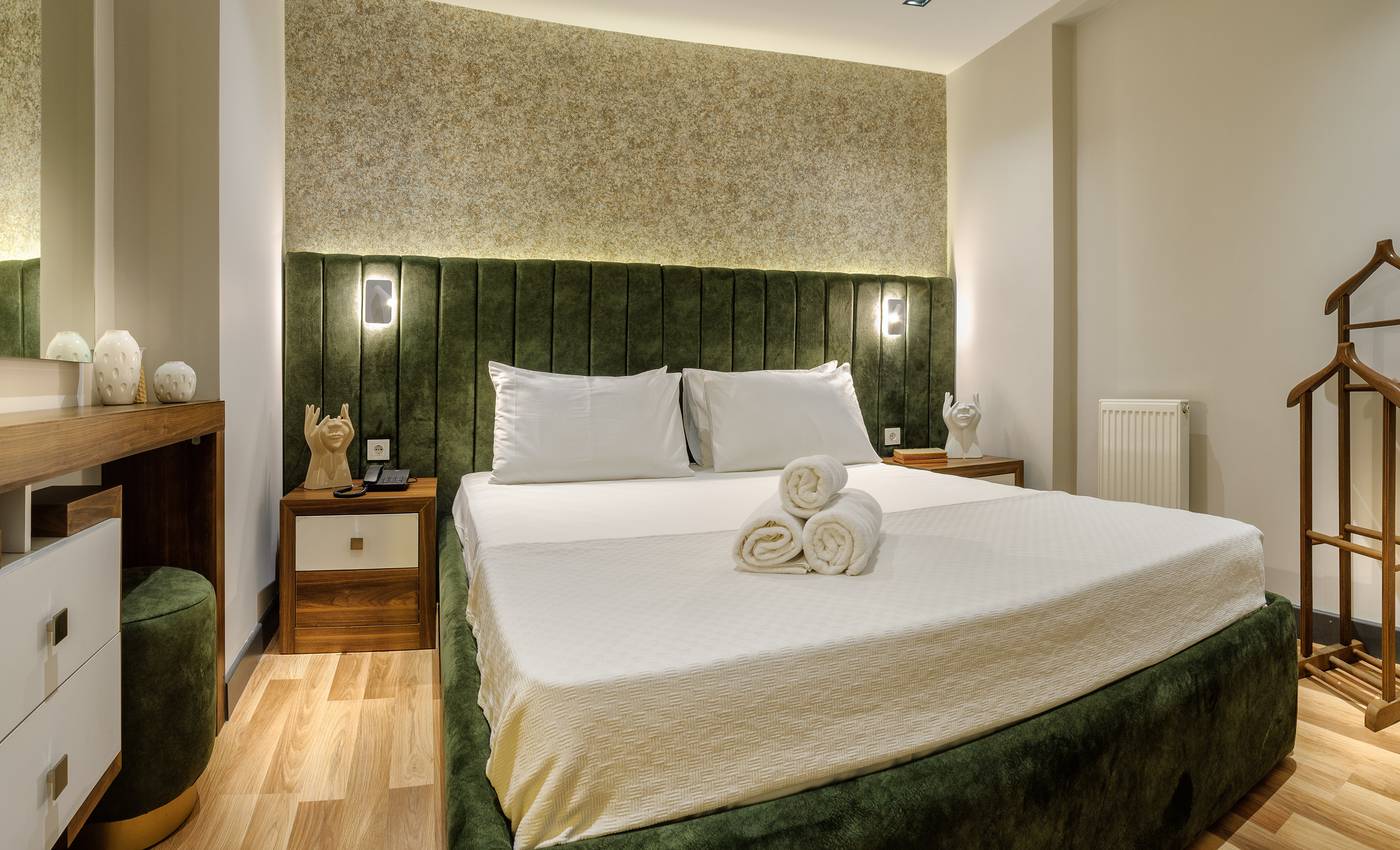 La-Mia-Suites-Room-11