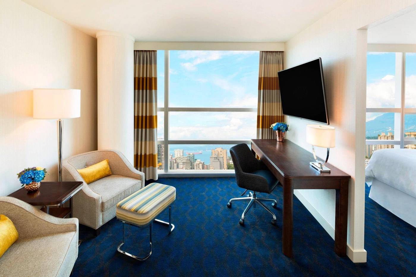 Sheraton-Vancouver-Wall-Centre-Room-19