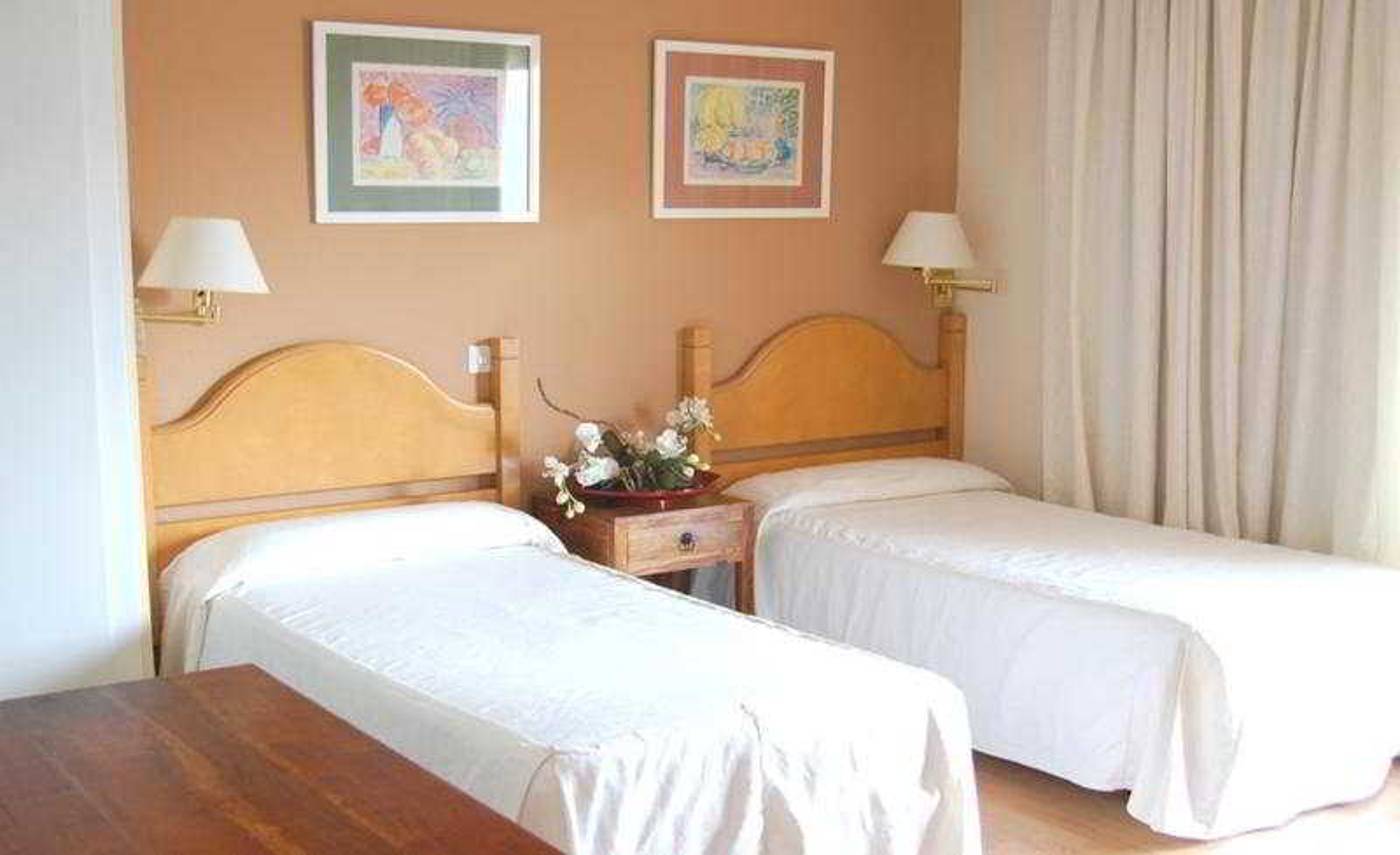 El-Faro-Marbella-Room-21