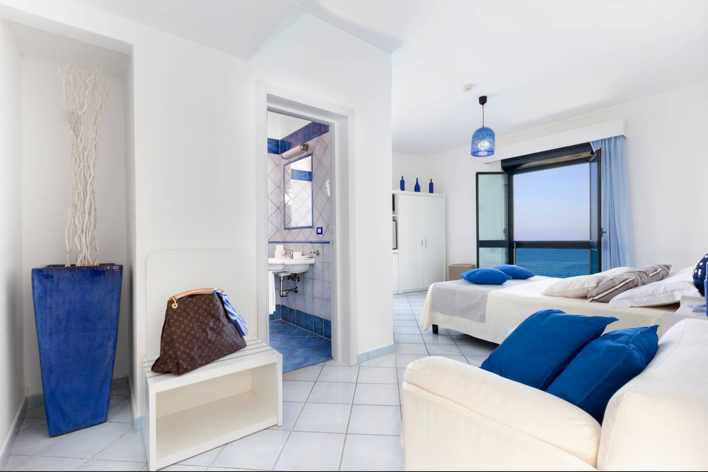 Panorama-Palace-Room-19