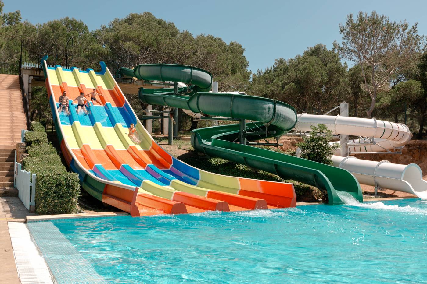 Club-Hotel-Aguamarina-Pool-6