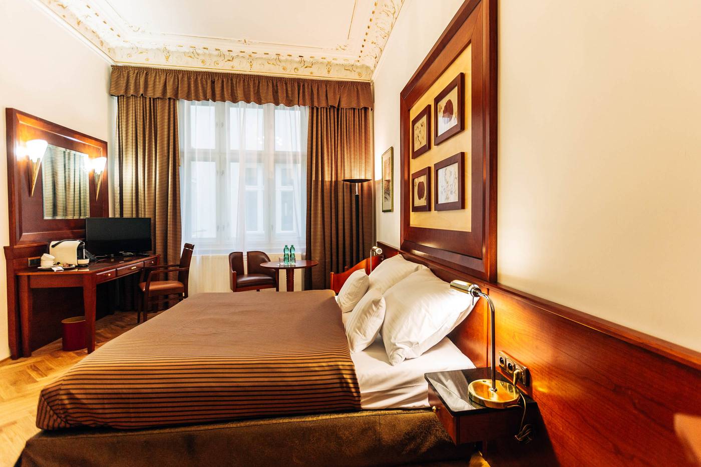 La Bohemia-Czech Republic-Karlovy Vary-Room-8