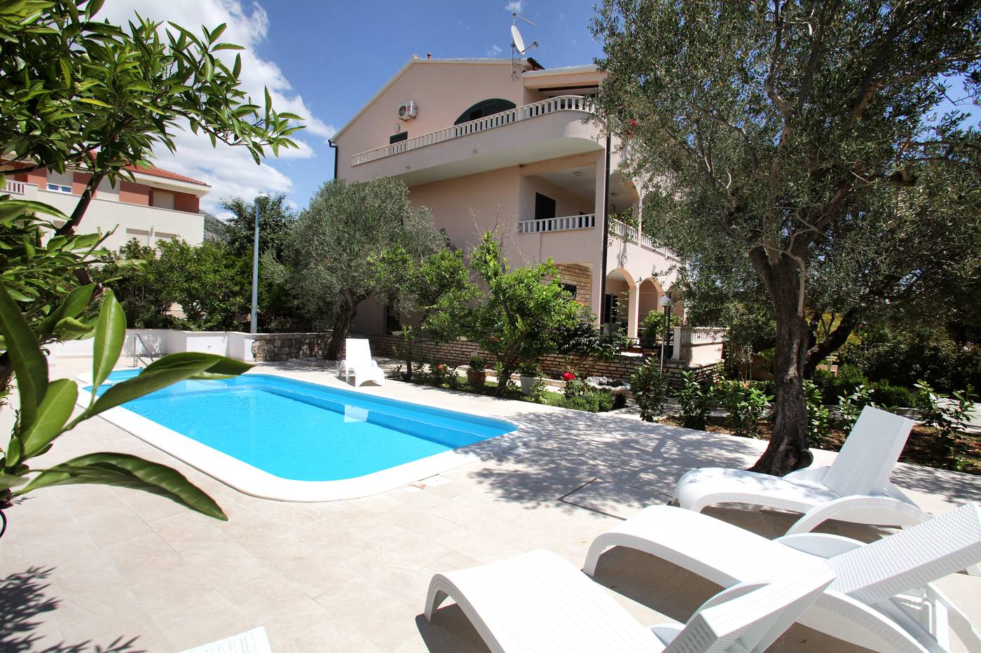 Villa-Sun-Pool-4