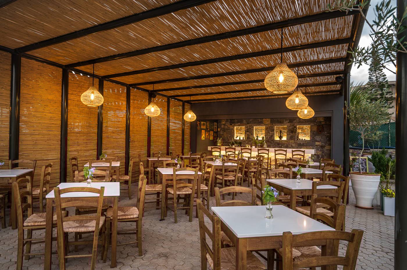 Arminda-Hotel-Bar-27