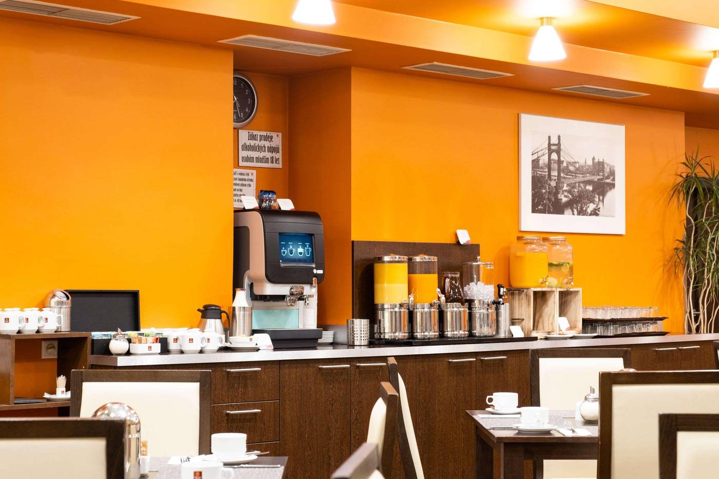 Clarion-Hotel-Prague-Old-Town-Restaurant-18