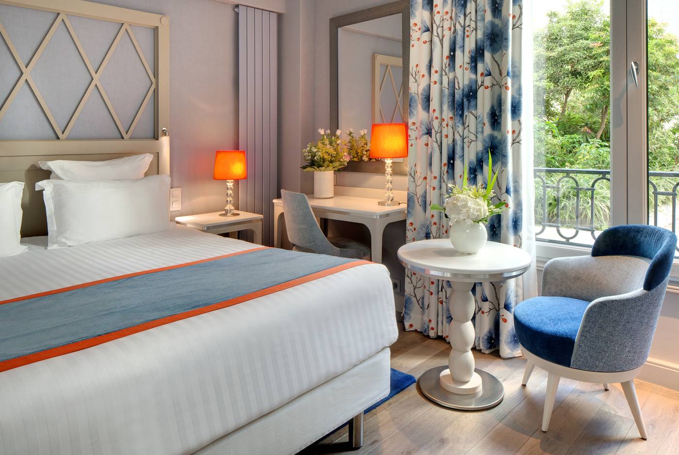 Rochester-Champs-Elysees-Room-12