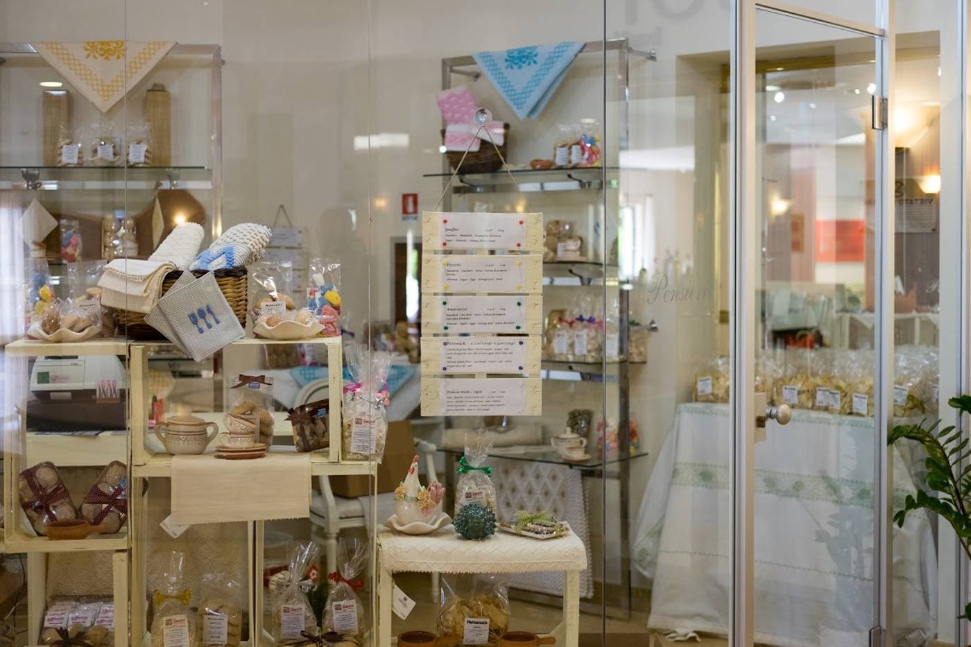 Geovillage-Olbia-Sport---Convention-Resort-Lobby-66