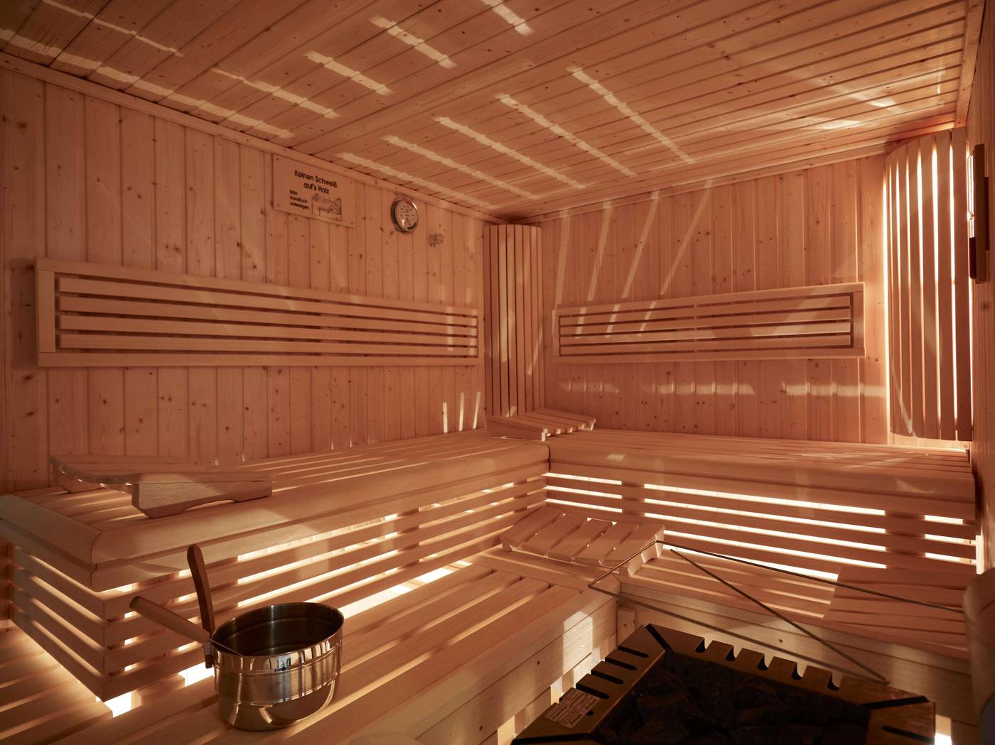 Park-Plaza-Berlin-Sports-and-Entertainment-53