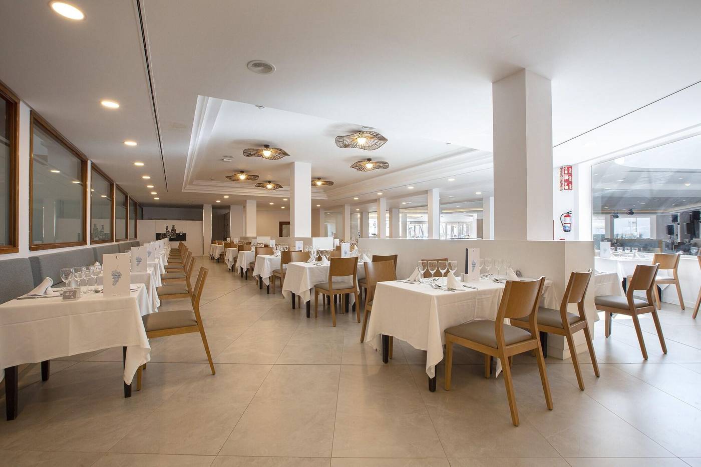 Hipotels-La-Geria-Restaurant-54