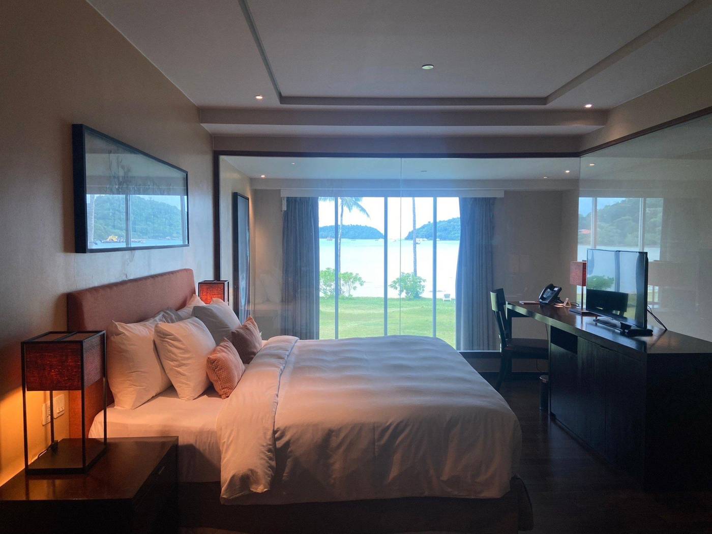 Crowne-Plaza-Phuket-Panwa-Beach-Room-52