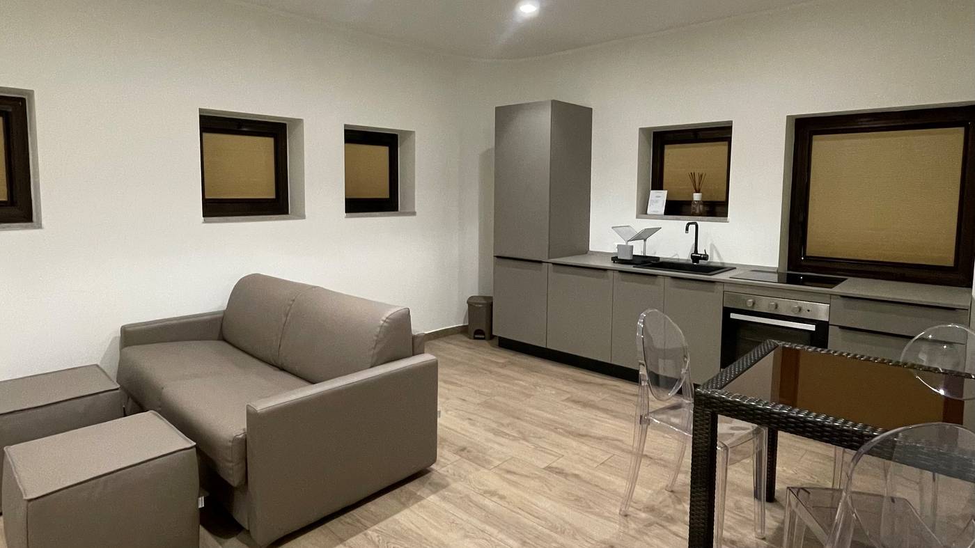 Ruggero-Settimo---Room---Suite-Room-6