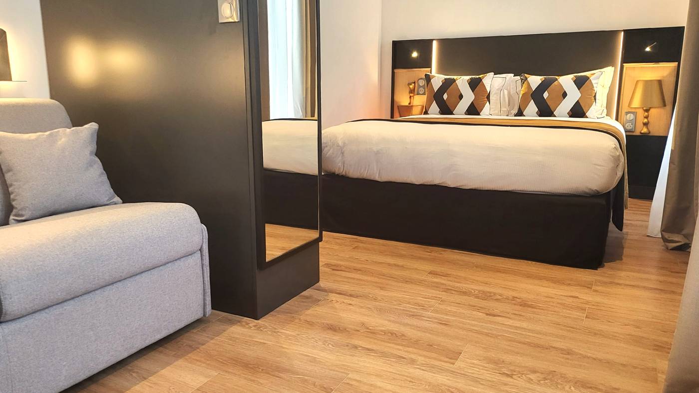 Star-Champs-Elysees-Room-23