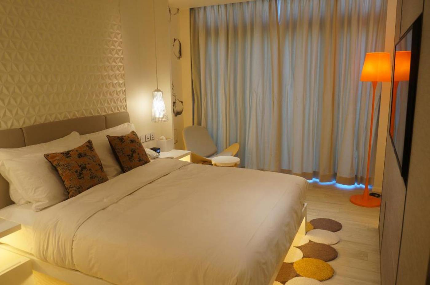 The-Pier-Hotel-Room-22