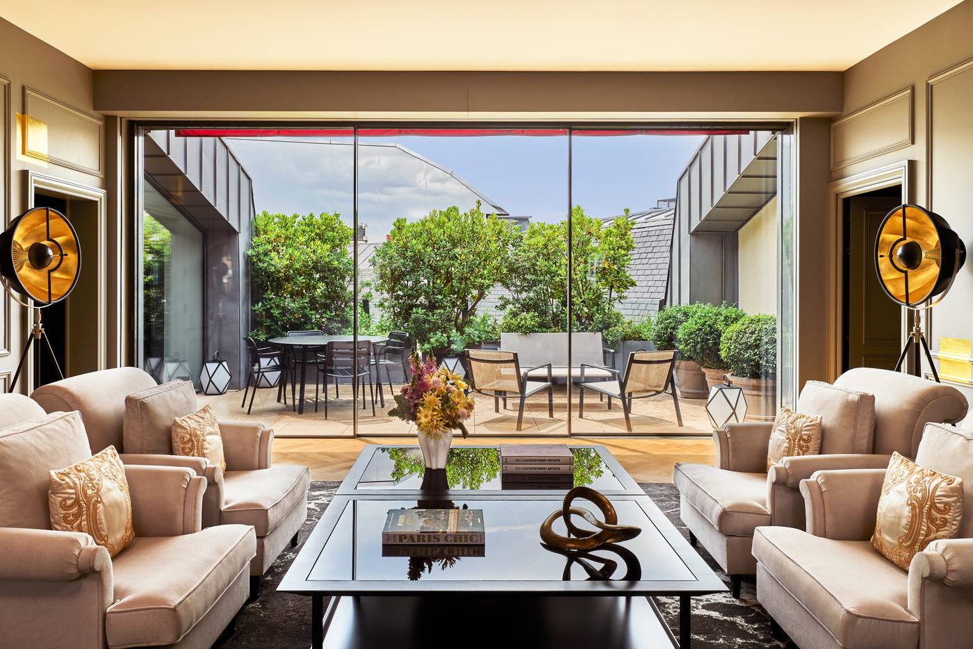 Hotel-Barriere-Le-Fouquets-Paris-Room-12