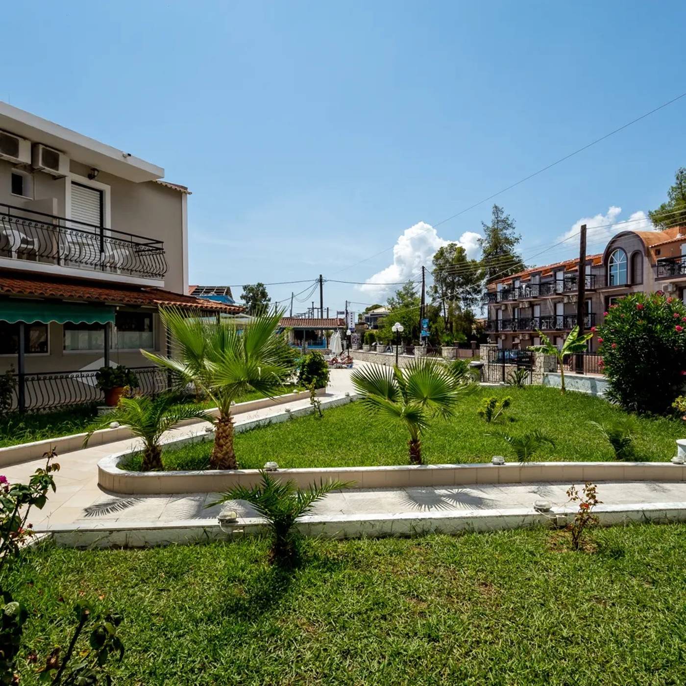 Perkes Complex Hotel