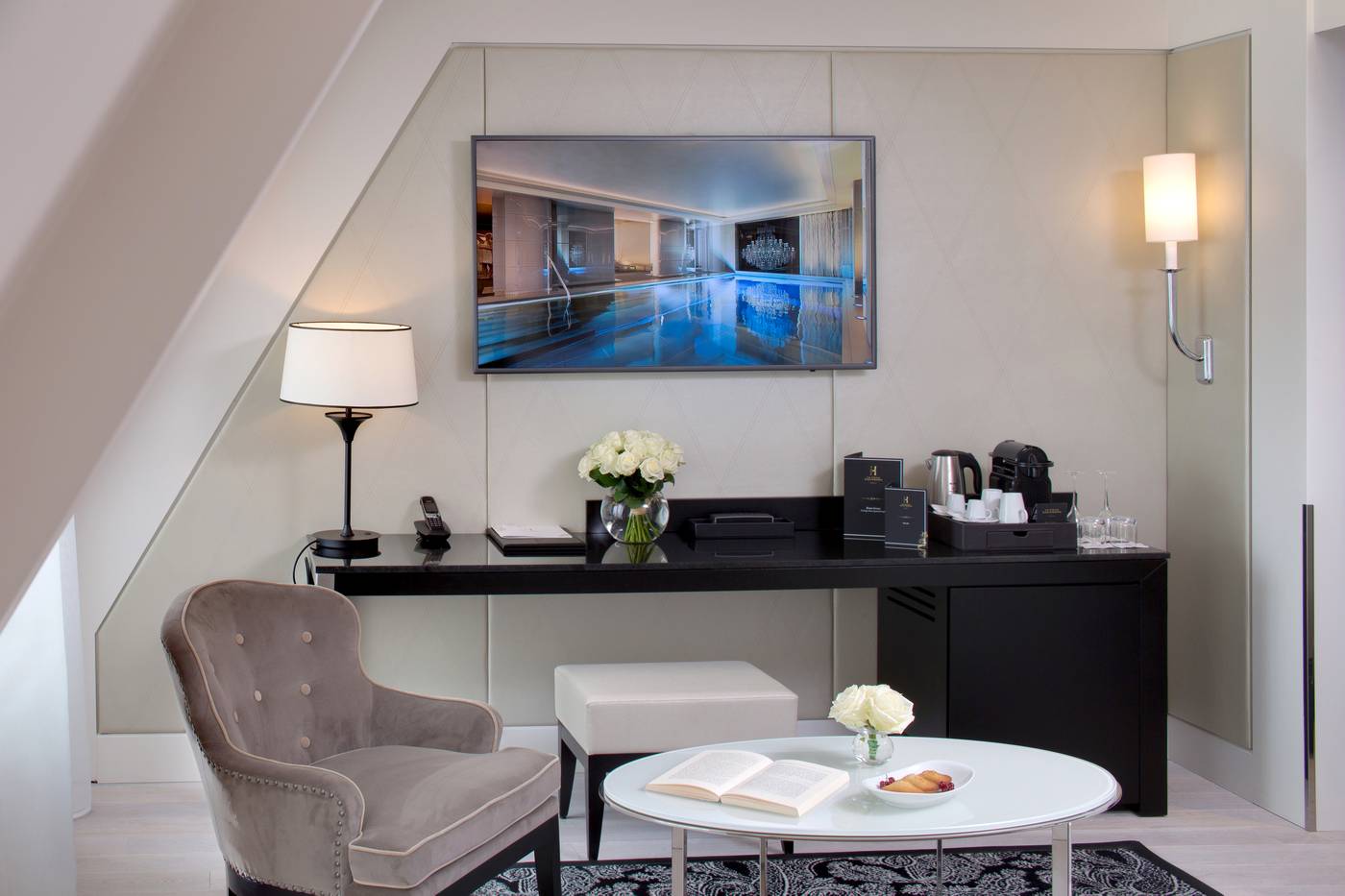 La-Villa-Haussmann-Paris-Room-4