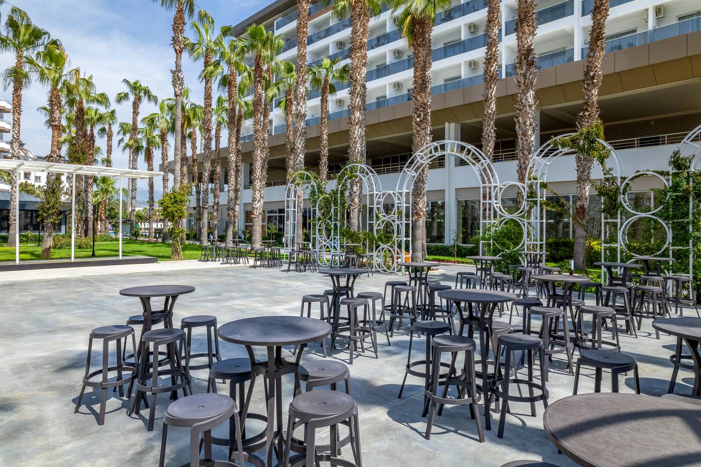 Royal-Garden-Beach-Bar-19