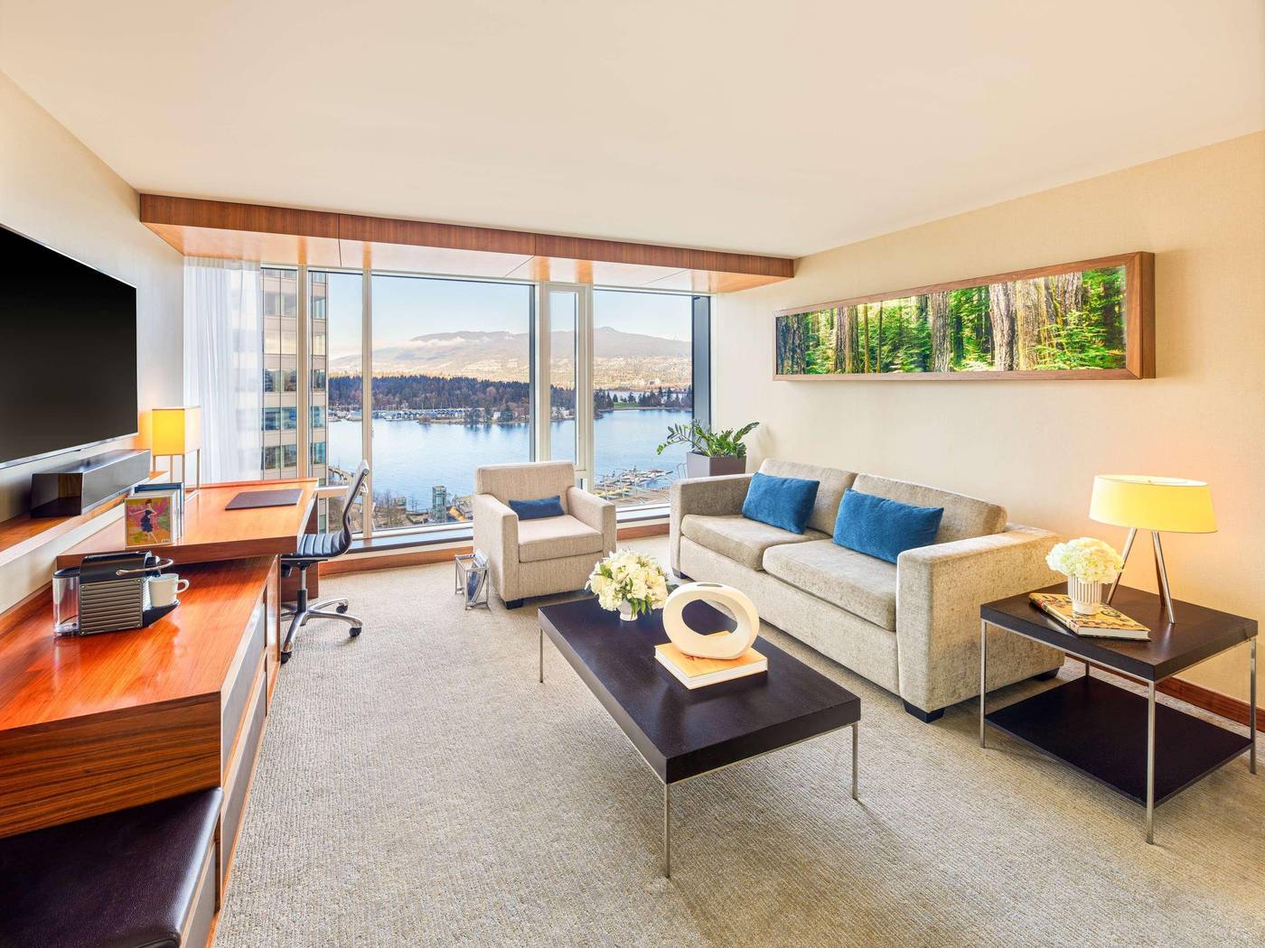 Fairmont-Pacific-Rim-Room-47