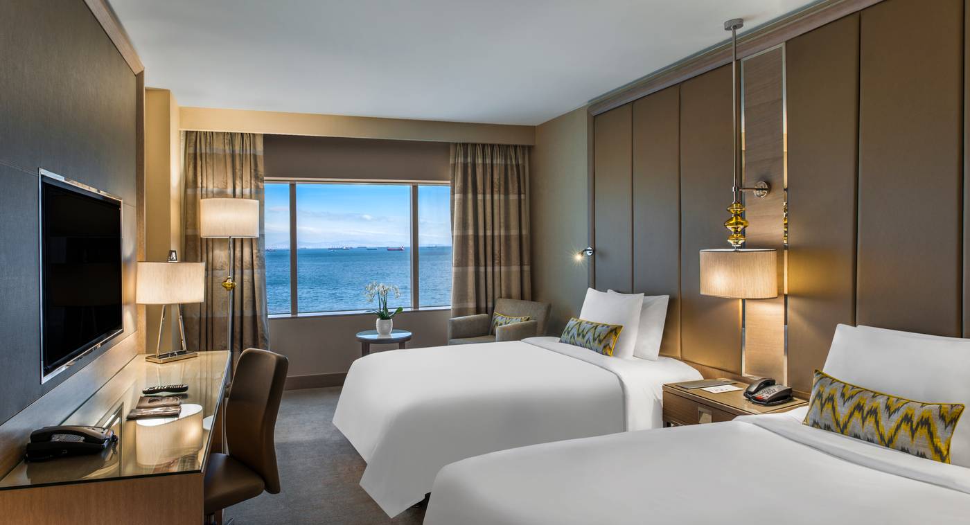 Renaissance-Polat-Istanbul-Room-12