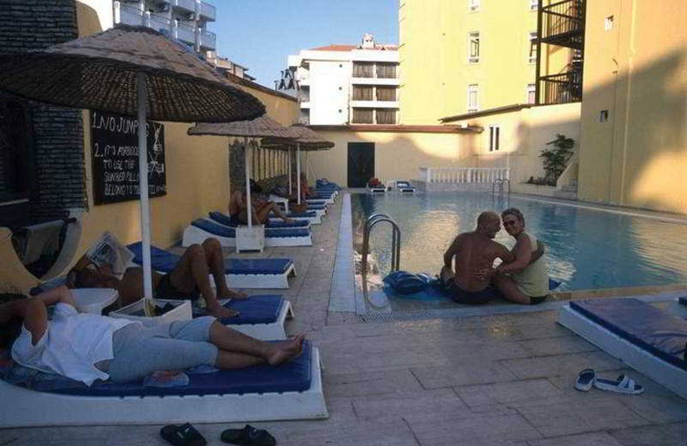 Ocaktan-Hotel-Pool-1