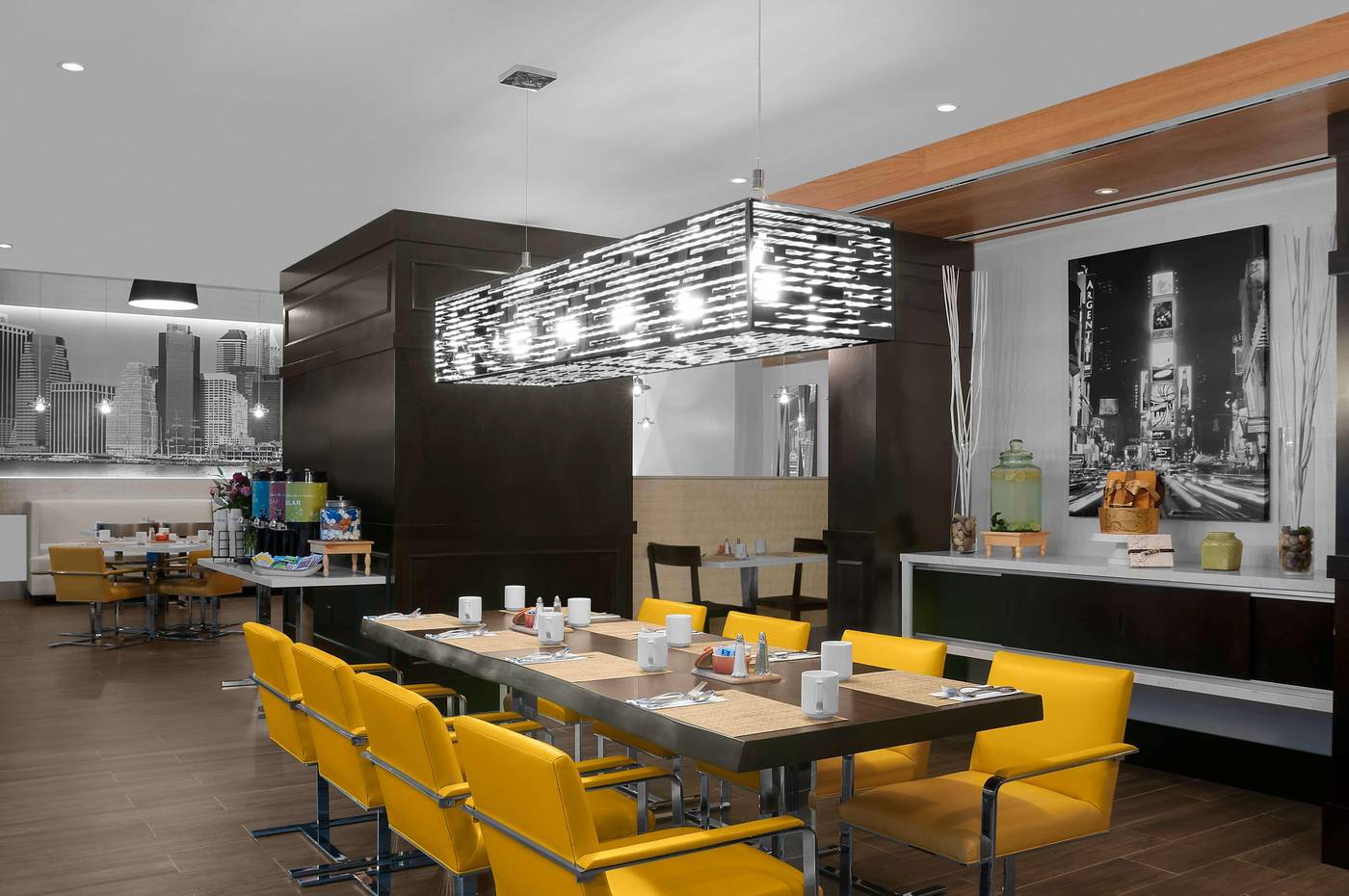 Hilton-Garden-Inn-New-York-Times-Square-Central-Restaurant-45