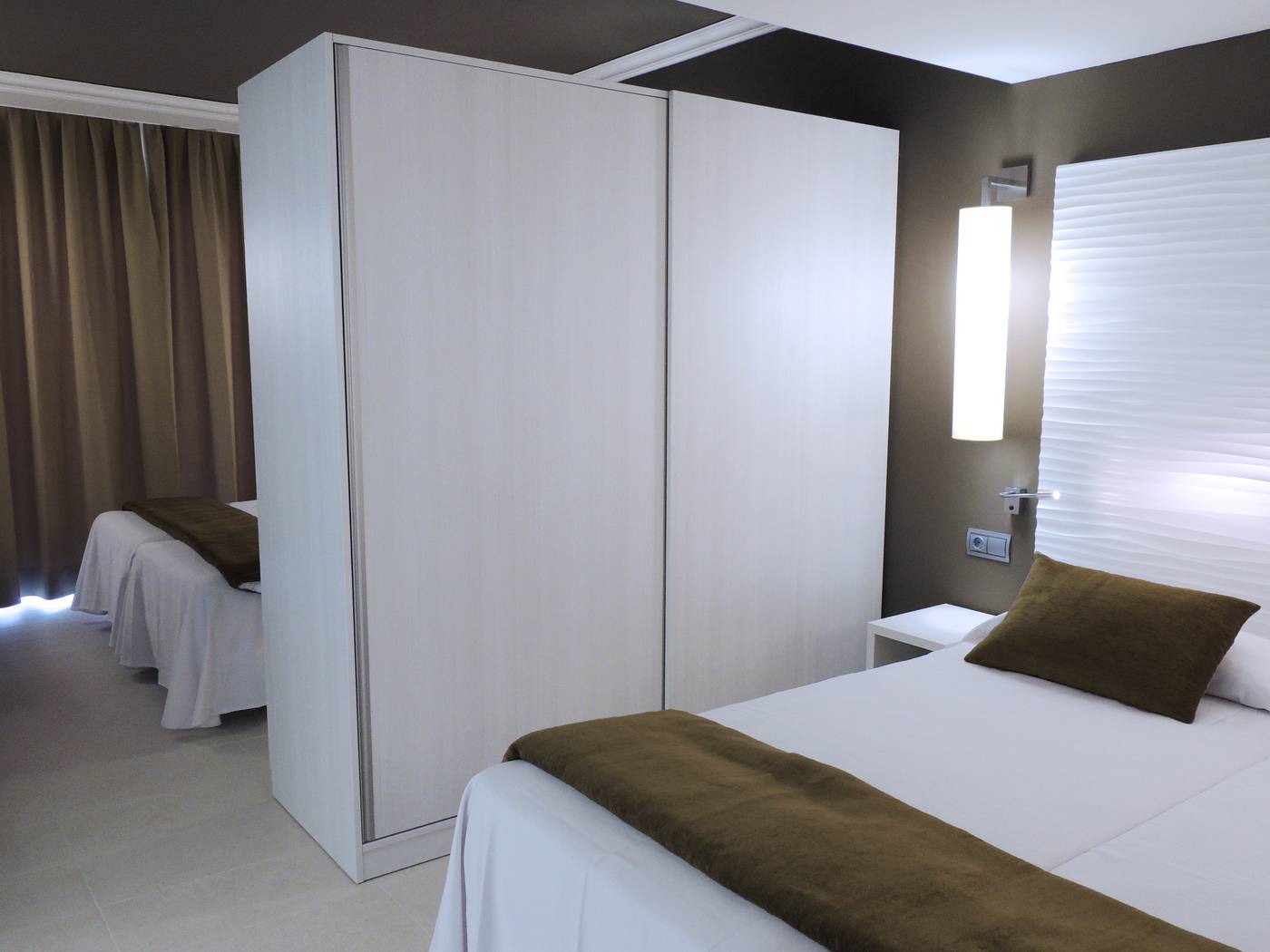 Augustus-Hotel-Room-21