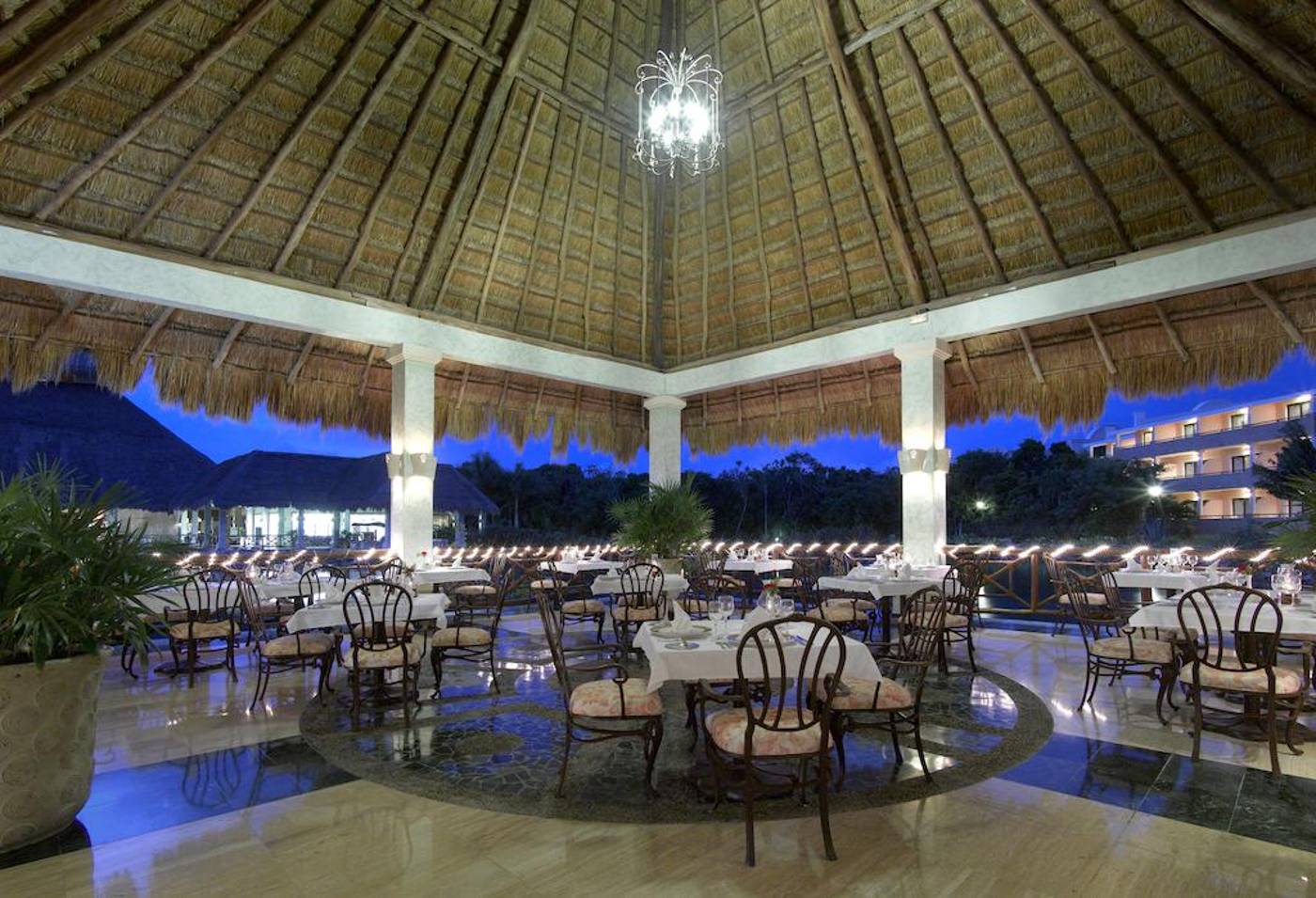 Grand Palladium White Sand Resort & Spa