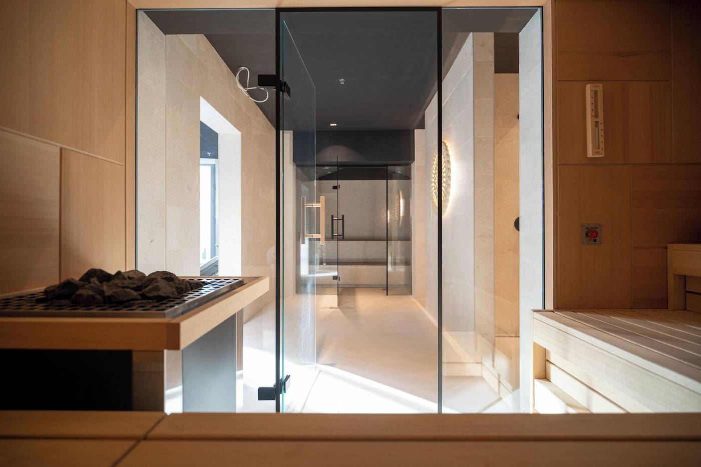 Blu-Mare-Hotel-Sports-and-Entertainment-44