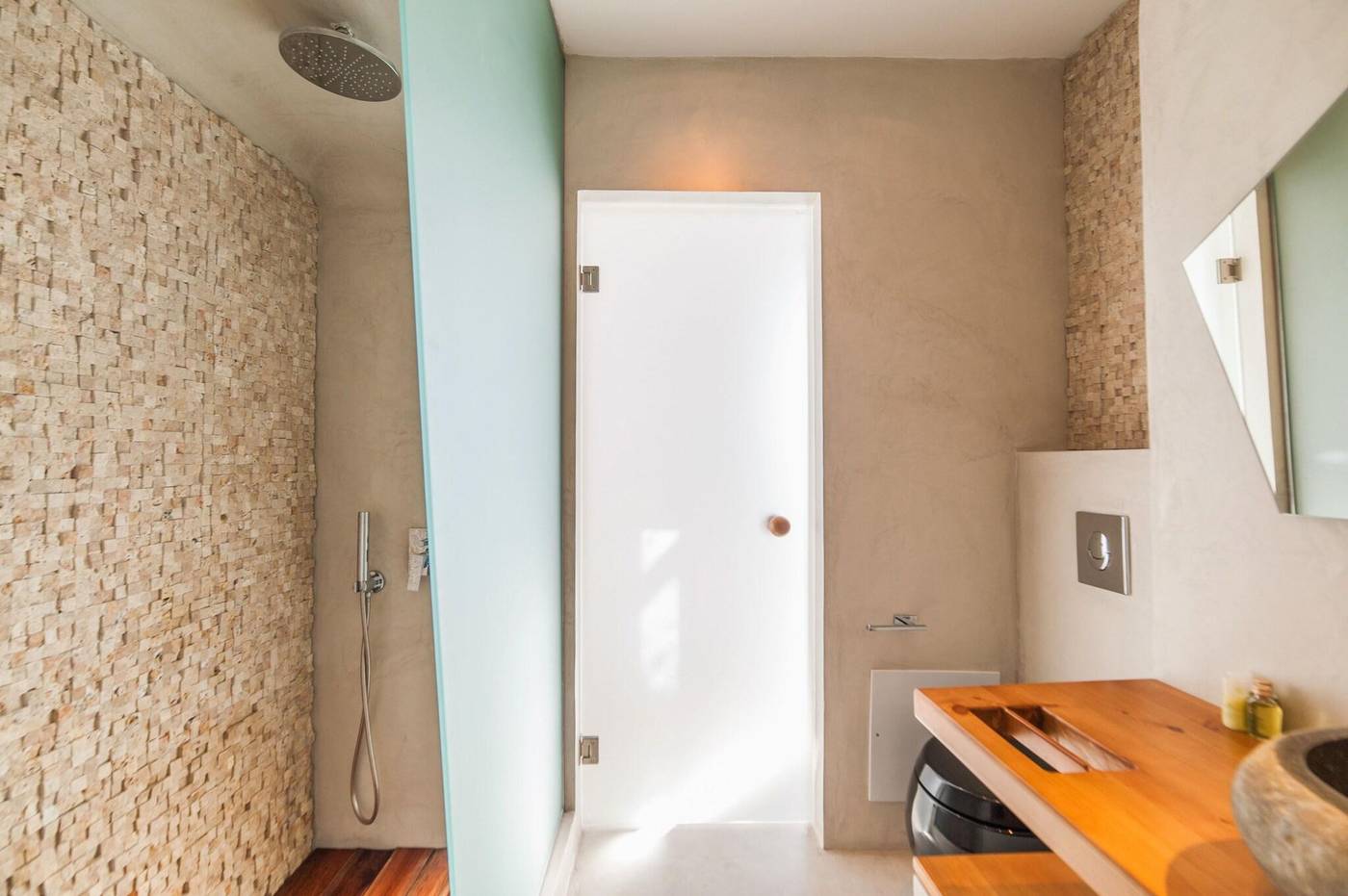 Armeni-Village-Room-23