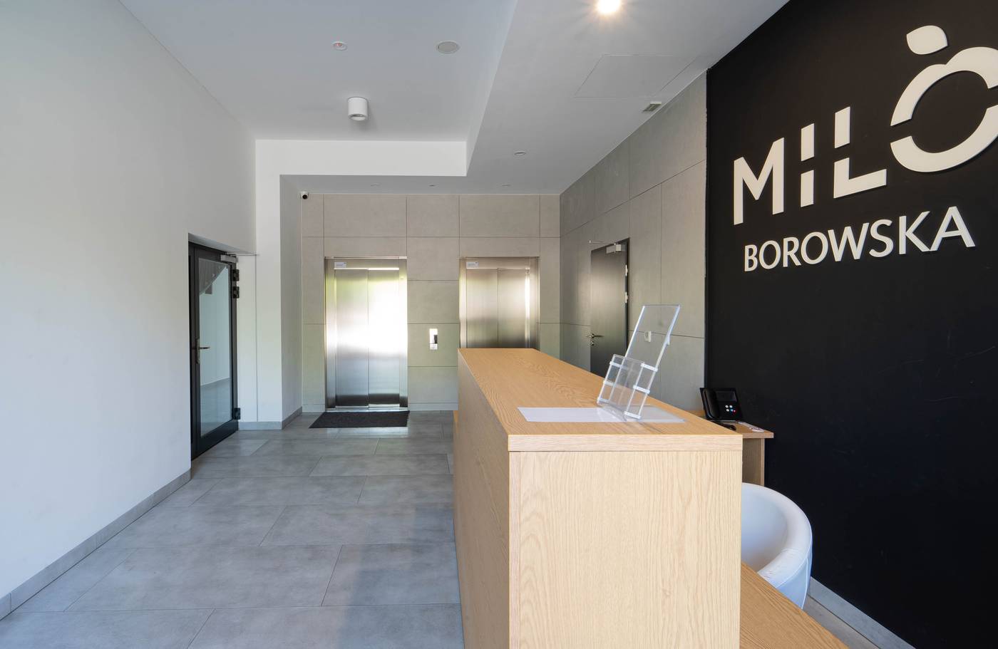 Milo Aparthotel-Poland-Wroclaw-Lobby-7