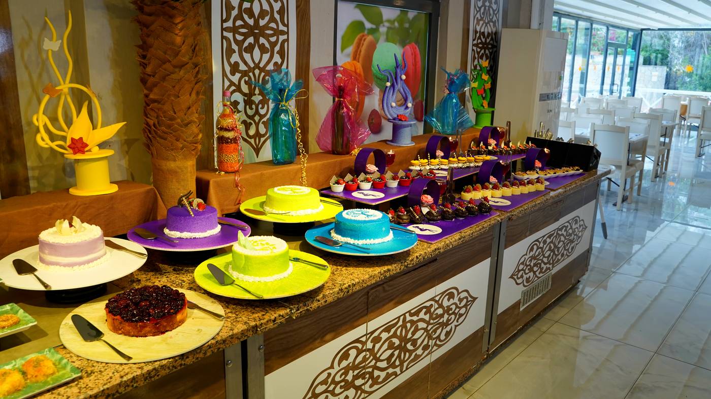 Club-Aqua-Plaza-Restaurant-50