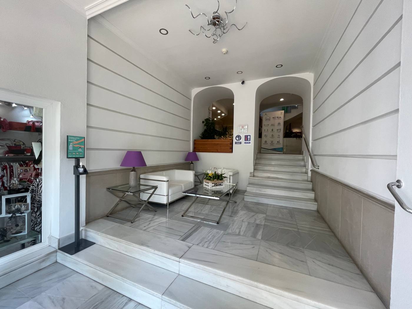 Plaza-Cavana-Lobby-77