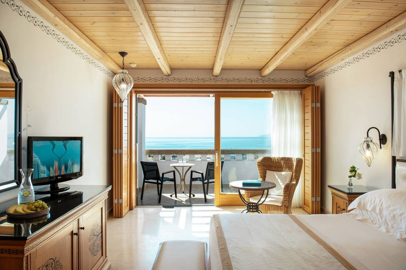 Mitsis-Selection-Blue-Domes-Room-26