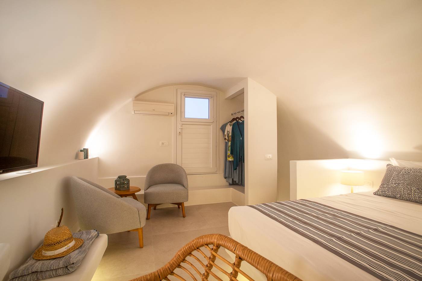 Margarenia-Studios-Room-36