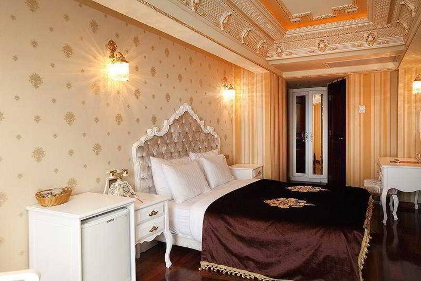 Deluxe-Golden-Horn-Sultanahmet-Room-4