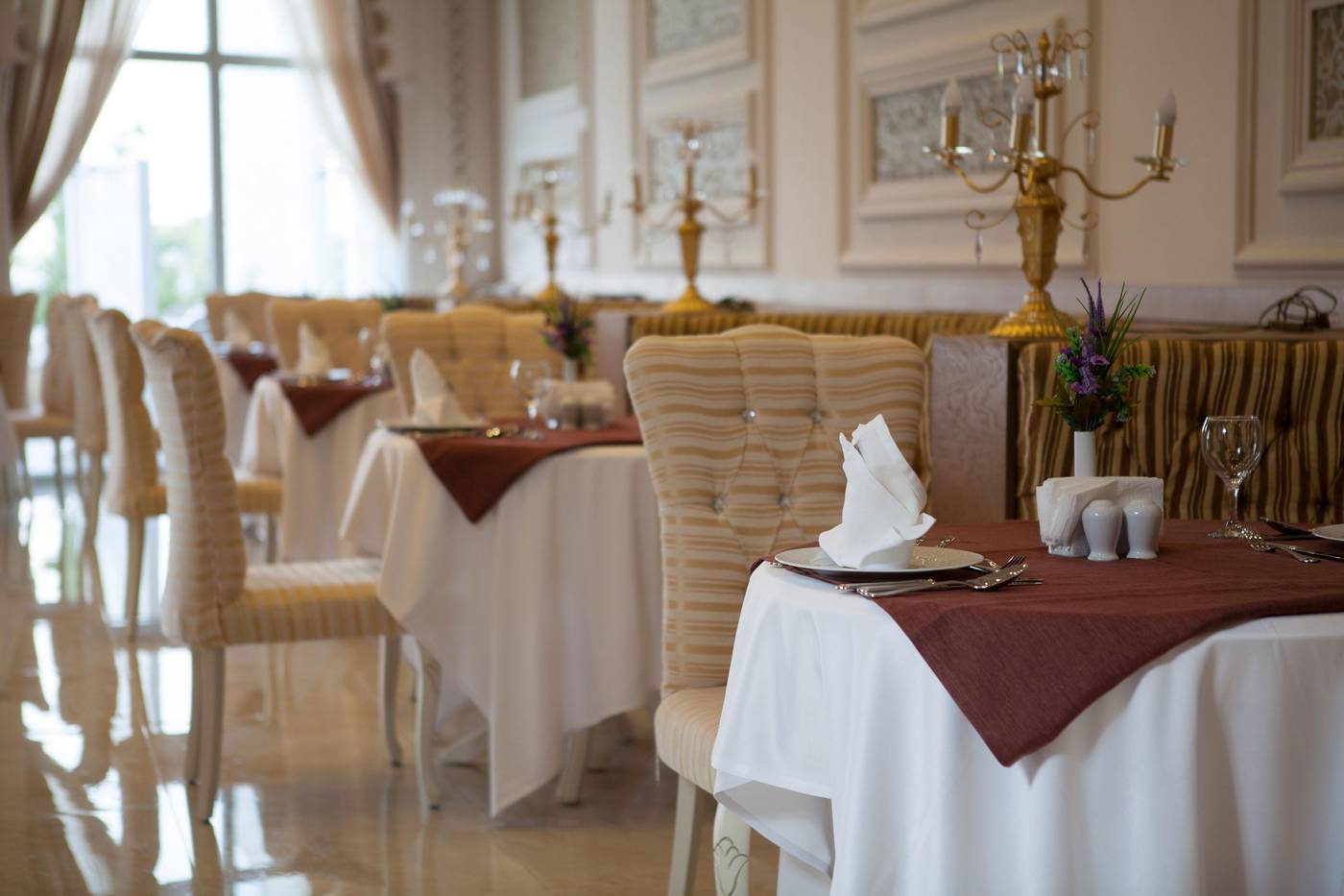 Water-Side-Resort-and-Spa-Restaurant-34