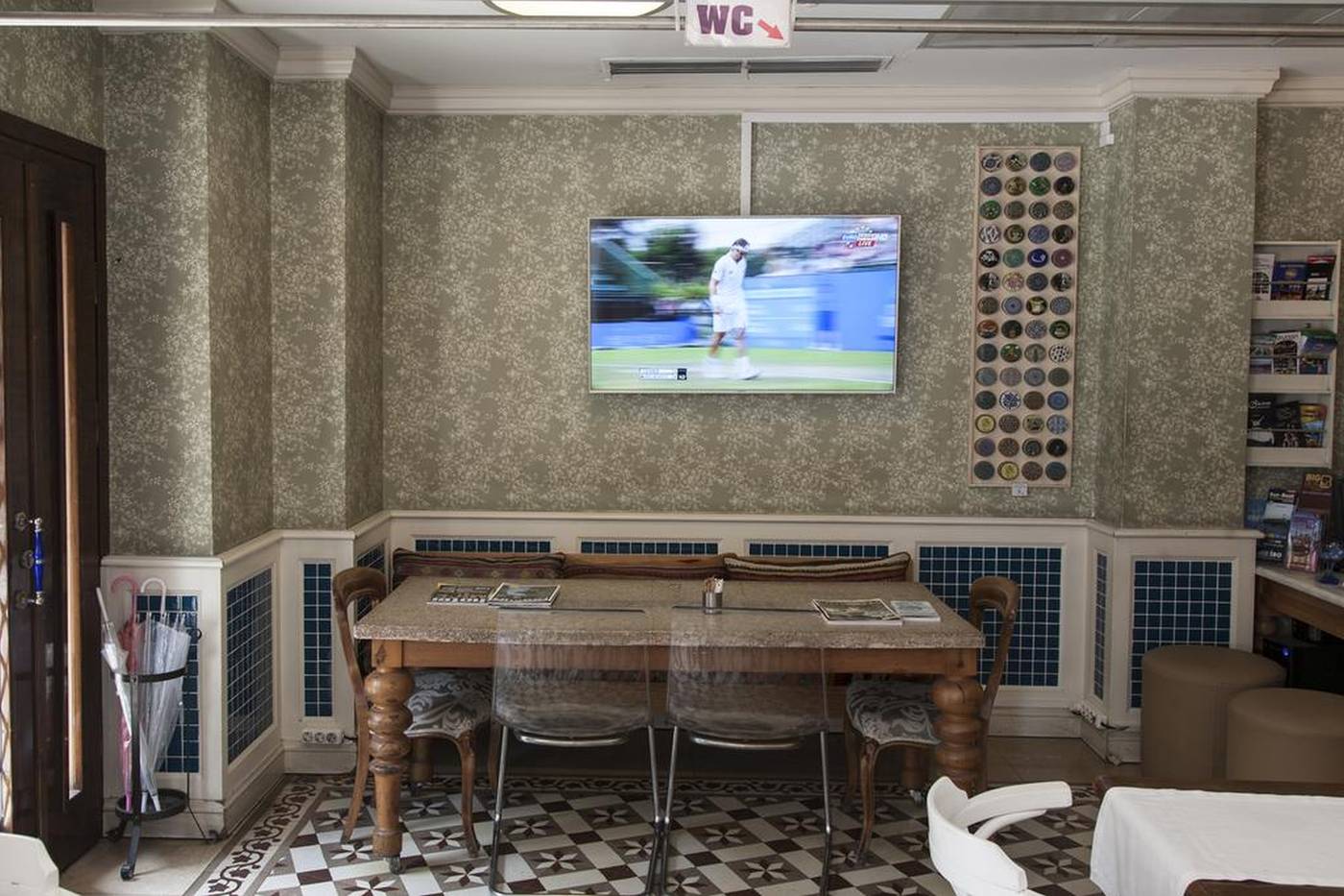 Faros-Old-City-Hotel-Lobby-11