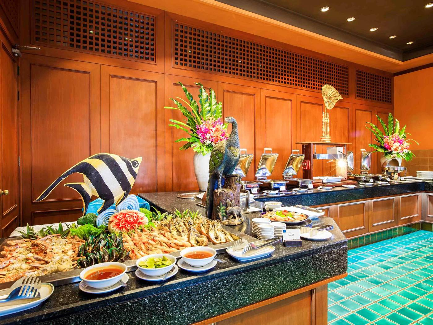 Novotel-Phuket-Resort-Restaurant-52