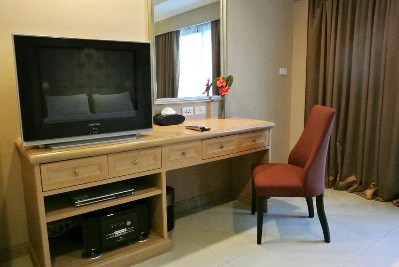 Furama Xclusive Sukhumvit Bangkok-Thailand-BANGKOK-Room-8