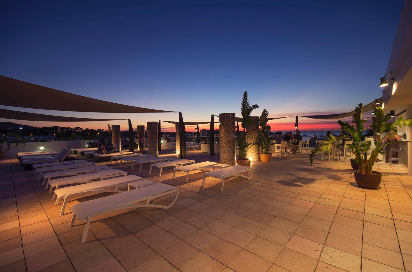 Azuline-Hotel-Bergantin-Terrace-14