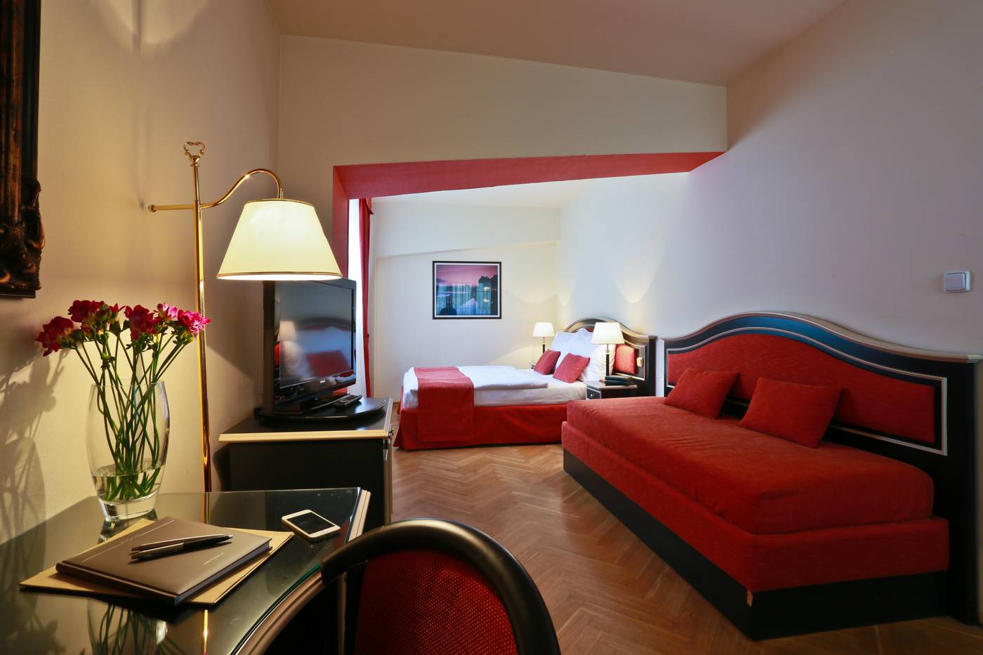 Elysee-Hotel-Room-28